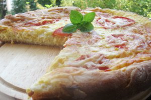 Tarta cu bacon si porumb