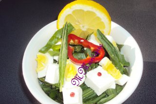 Salata de macris cu branza feta