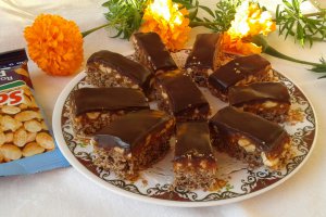 Prajitura Snickers