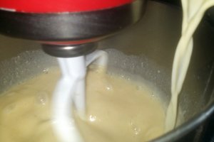 Pancakes cu vanilie si fructe de padure