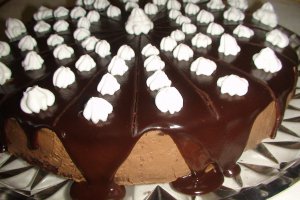 Tort cu mousse de ciocolata