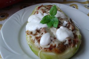 Dovlecei cu legume la cuptor