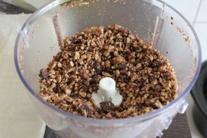Placinta invartita, cu nuca, ciocolata si sirop de zahar ars la slow cooker Crock-Pot 4,7 L