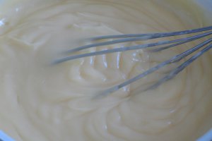 Tarta cu crema de vanilie si capsuni