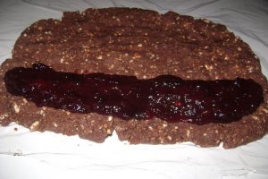 Salam de biscuiţi, reţetă pregatita rulada