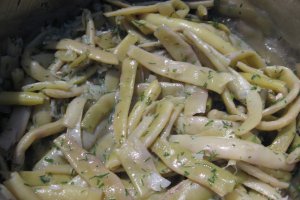 Fasole verde cu usturoi