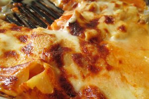 Lasagna cu carne si mozzarella
