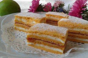 Prajitura cu foi cu bulion si crema de lime