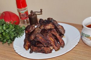 Coaste la cuptor cu sos BBQ