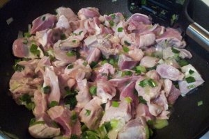 Tocanita de pipote de pui