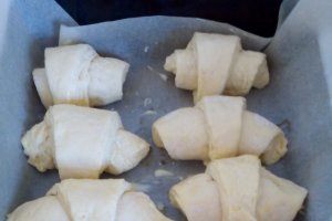 Croissante cu ciocolata