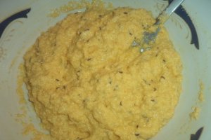 Supa de galuste cu chimen si turmeric