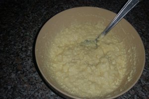 Clatite cu branza dulce si smantana la cuptor