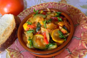 Ghiveci cu zucchini