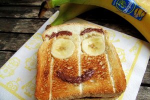 Happy sandwich