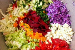 Salata taraneasca de legume pentru iarna