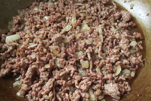 Varza calita cu carne tocata