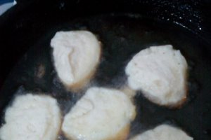 Bulete cu ricotta si vanilie