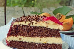 Tort cu crema mascarpone si gem de caise - Reteta cu numarul 500