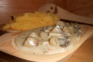 Ciulama de ciuperci