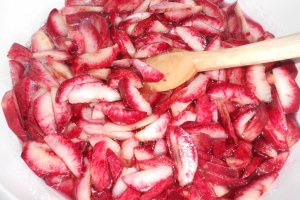 Dulceata de piersici rosii