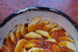 Clafoutis cu mere caramelizate