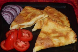 Omleta quarto formaggi