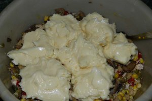 Salata de piept de pui cu ciuperci si baby corn