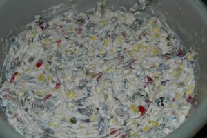Salata de piept de pui cu ciuperci si baby corn