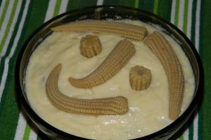 Salata de piept de pui cu ciuperci si baby corn