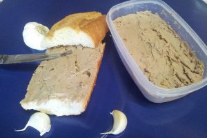 Pate de casa din ficatei de pasare
