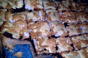 Prăjitură roz cu gem sau dulceata