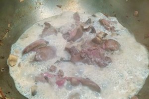 Pateu de pui cu ciuperci