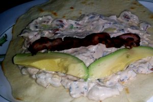 Rulouri snacks cu Avocado