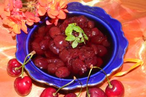 Dulceata de cirese cu menta