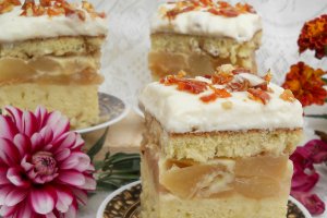 Prajitura cu mere si crema de vanilie