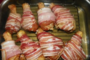Pulpe de pui imbracate in bacon