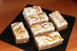 Desert prajitura de caramel