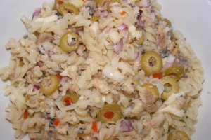 Salată rapidă de paste