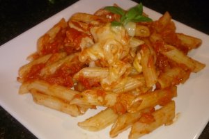 Penne cu sos de rosii