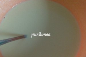 Clatite cu budinca de zmeura