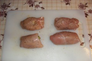 Rulou din piept de pui