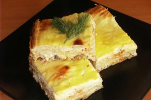 Plăcintă cu brânză, mărar și ciuperci