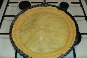 Quiche Lorraine-„plăcintă-deschisă” cu smântână