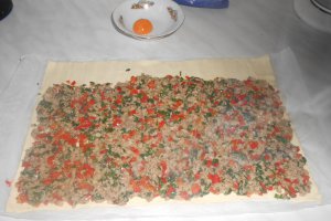 Trandafiri din aluat cu carne