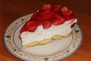 Tort de căpșuni