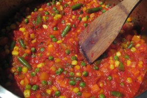 Tagliatele cu legume mexicane si bacon