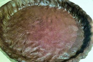 Tarta cu ciocolata, frisca si fructe de padure