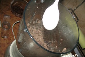 Parfait de ficat de pui cu stafide si vin dulce