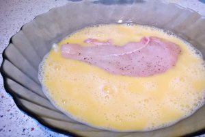 Hamburger cu snitel de pui